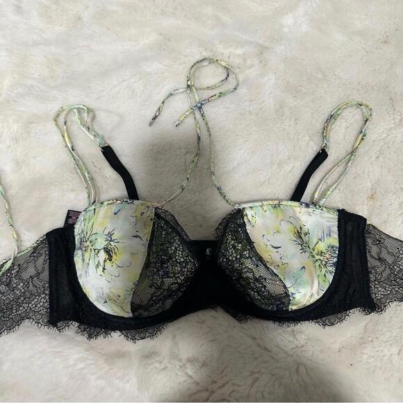 Victoria's Secret Designer Collection Very Sexy Island Silk Demi Bra